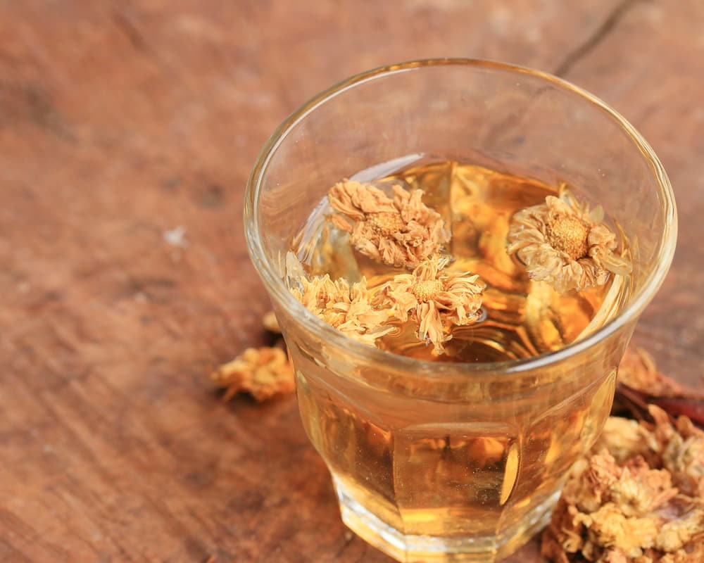 chrysanthemum-tea-dried1000-1 晚睡、易怒、肝火旺的疏肝利膽降肝火疏導法