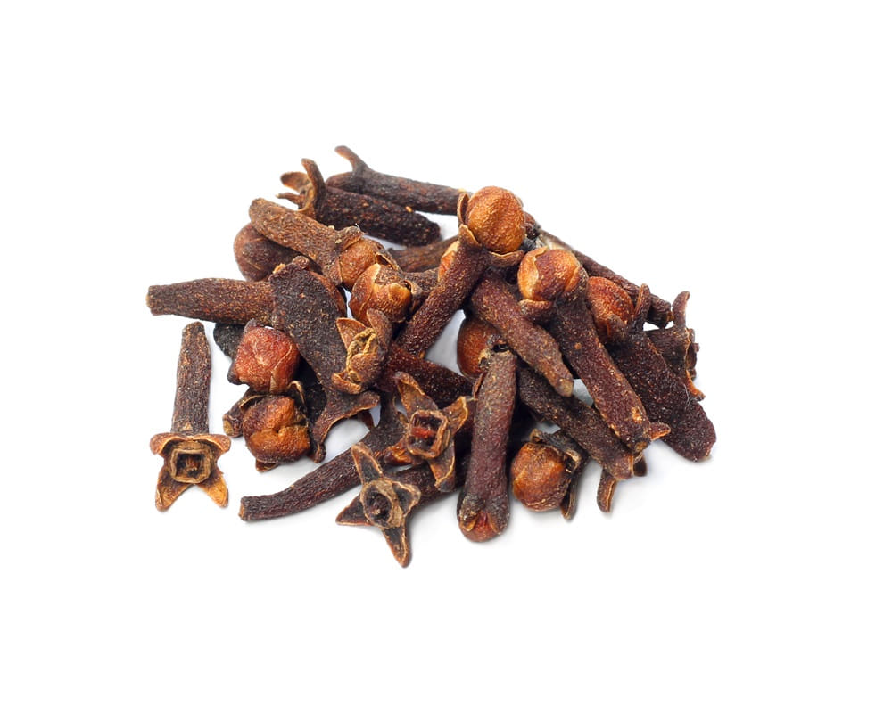 cloves-spice-white-background1000800 中國古代的口香糖，專治口臭的丁香