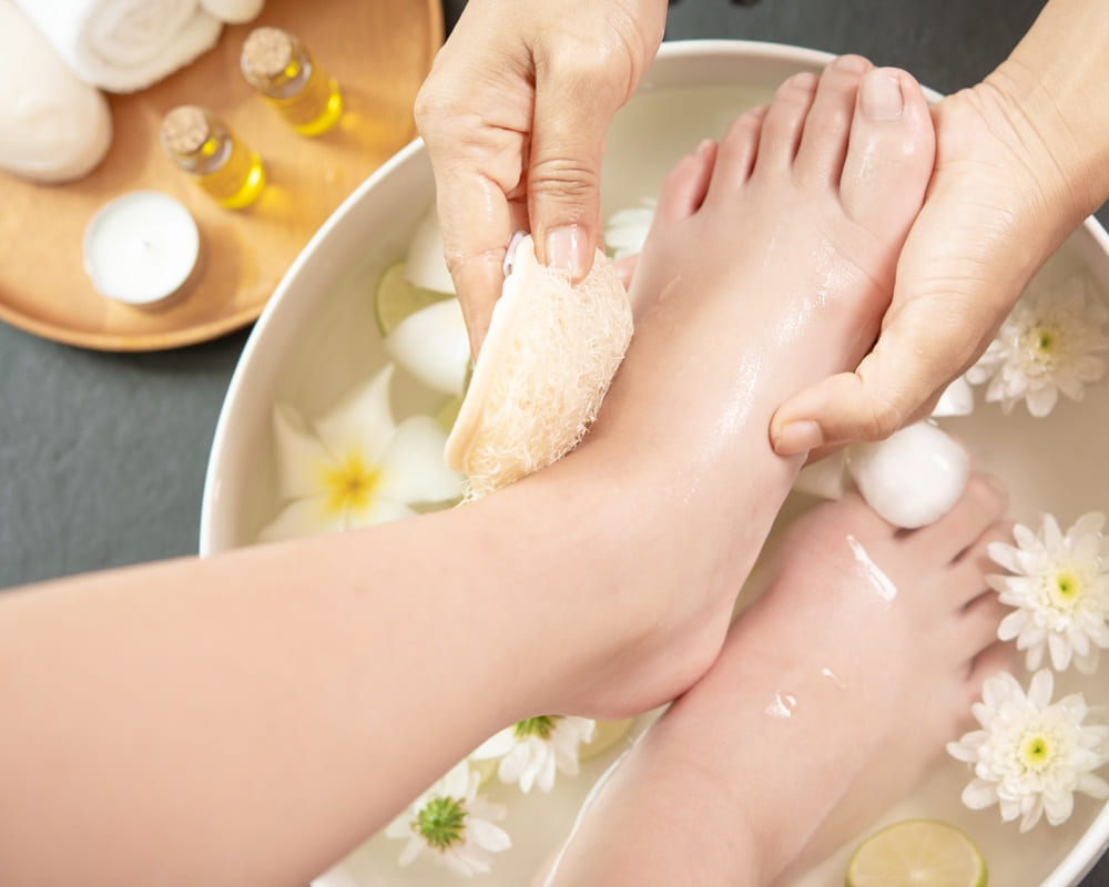 foot-washing-spa-before-treatment-spa-treatment-product-female-feet-hand-spa1000800 春季養生先守好你的呼吸道和小腹