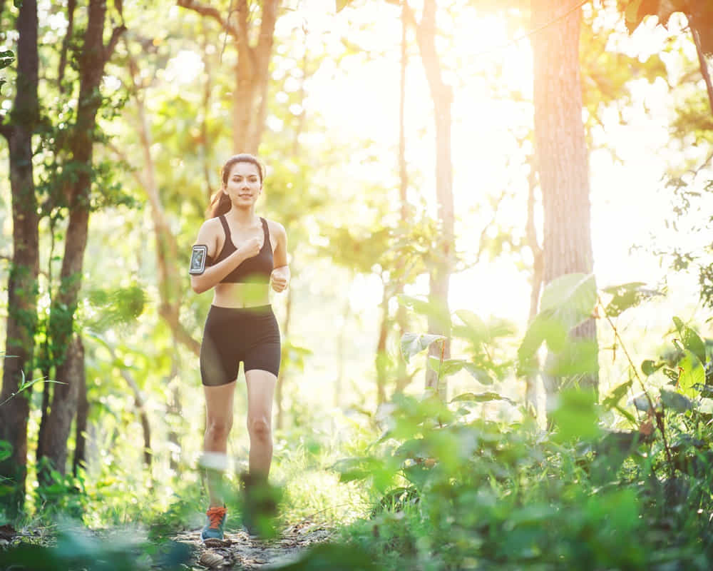 people-recreation-healthy-beautiful-copy-space1000800 中醫芳療九大體質全方位養生法