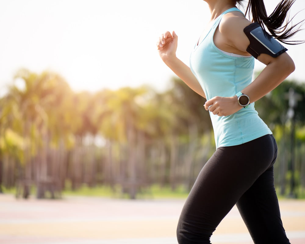 woman-running-towards-road-side-step-run-outdoor-exercise1000800 擺脫心理性罷工，還需調動你的陽氣