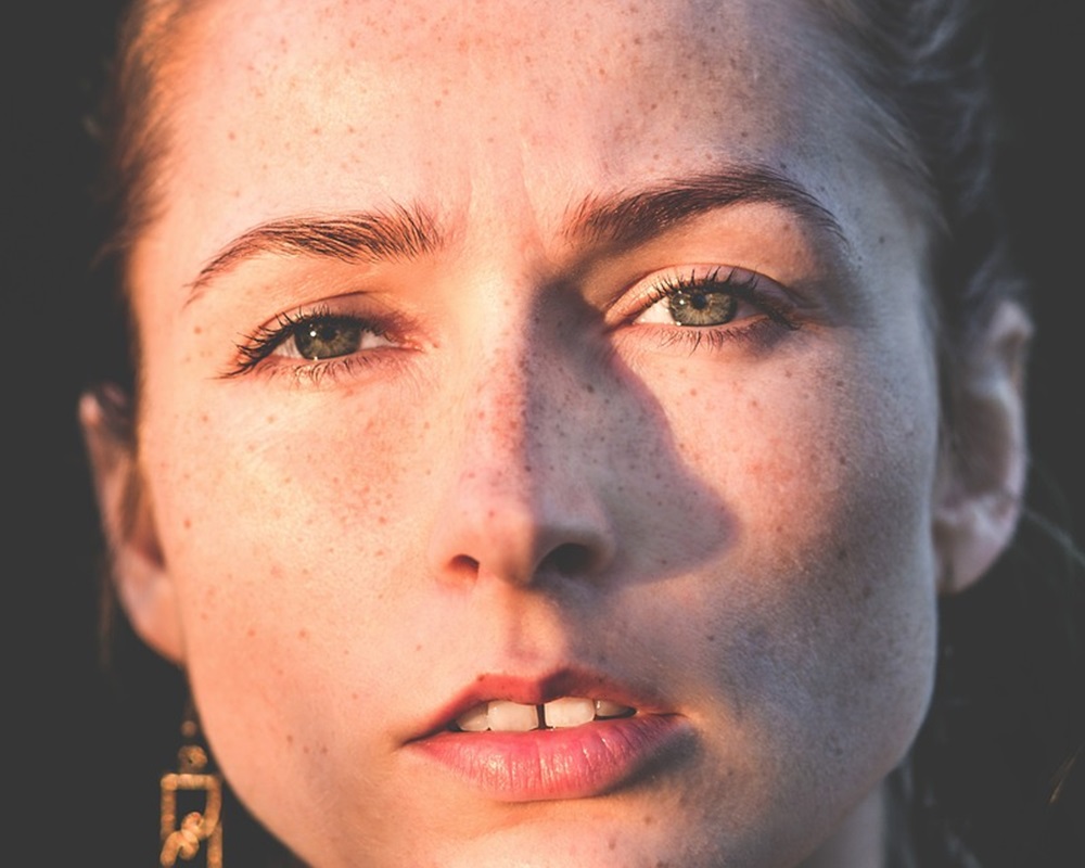 woman-1851459_960_720_1000 生過小孩的人，大多逃不過黃褐斑，原來是這樣…..