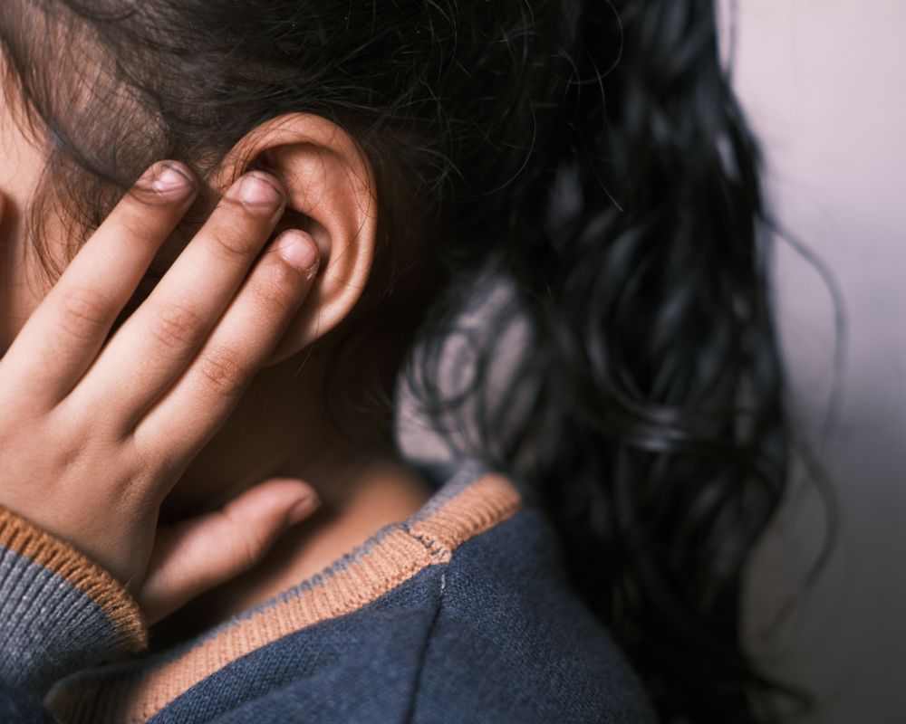 讓心情平靜快速入眠的神奇體驗:角孫、顱息、瘈脈及翳風的溫灸按摩法